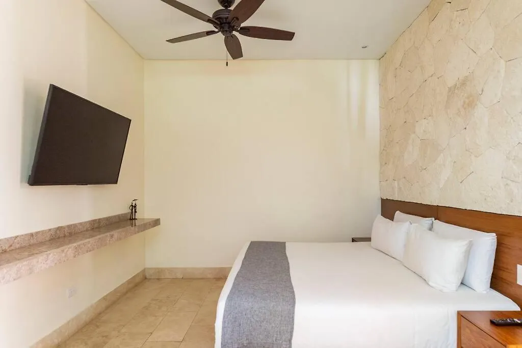 Luxurious Villa At Exclusive Gated Community La Privada Aldea Zama, 5 Bedroom Private Pool & Concierge Service