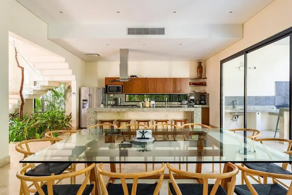 Luxurious Villa At Exclusive Gated Community La Privada Aldea Zama, 5 Bedroom Private Pool & Concierge Service