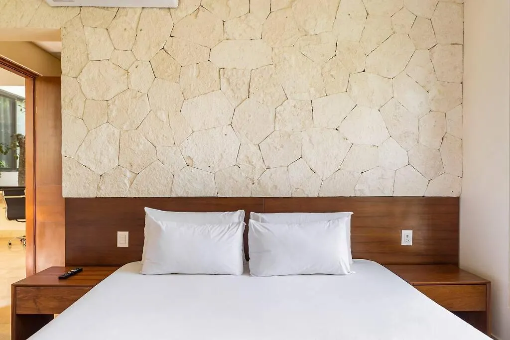 Luxurious Villa At Exclusive Gated Community La Privada Aldea Zama, 5 Bedroom Private Pool & Concierge Service Tulum