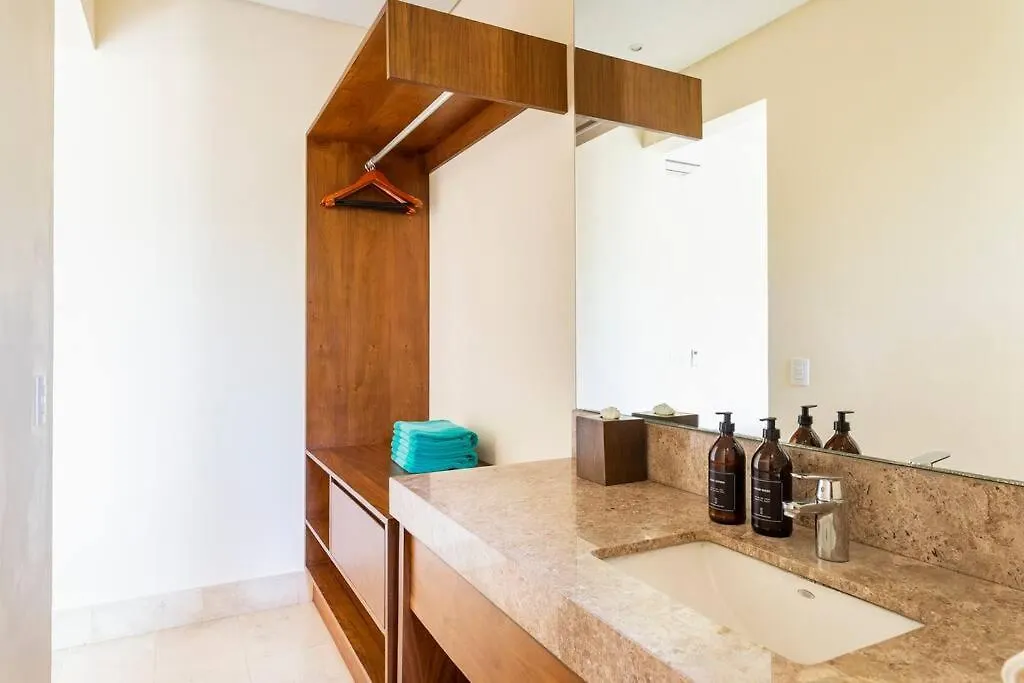 Luxurious Villa At Exclusive Gated Community La Privada Aldea Zama, 5 Bedroom Private Pool & Concierge Service Tulum Mexiko